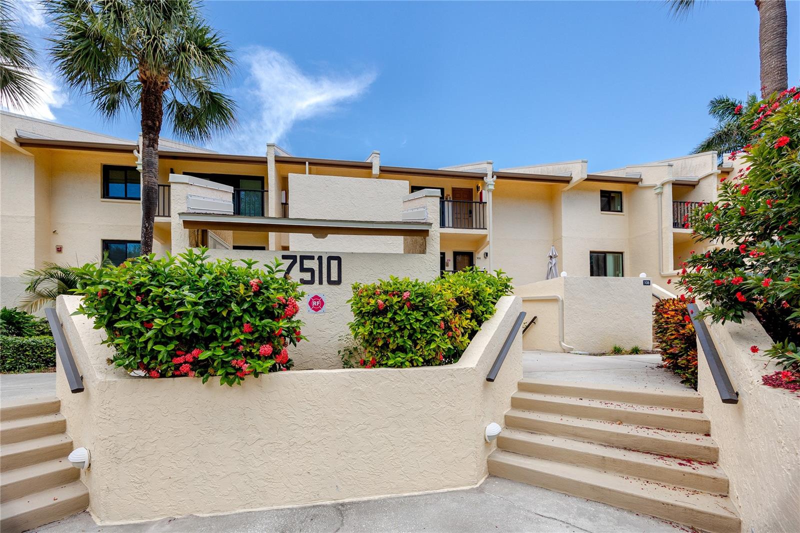 7510 SUNSHINE SKYWAY LN S #P4 — photo 8