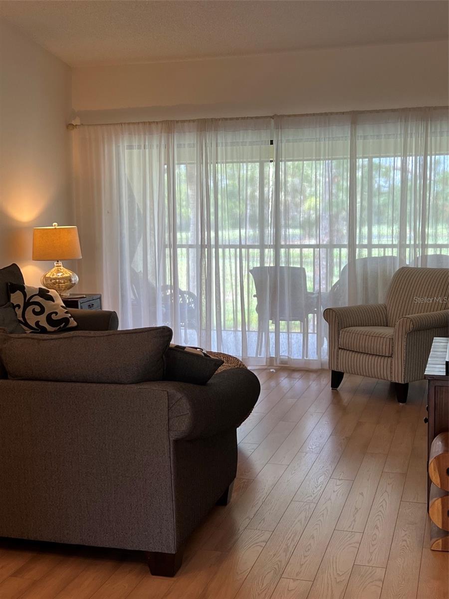4606 WEYBRIDGE #26 — photo 4