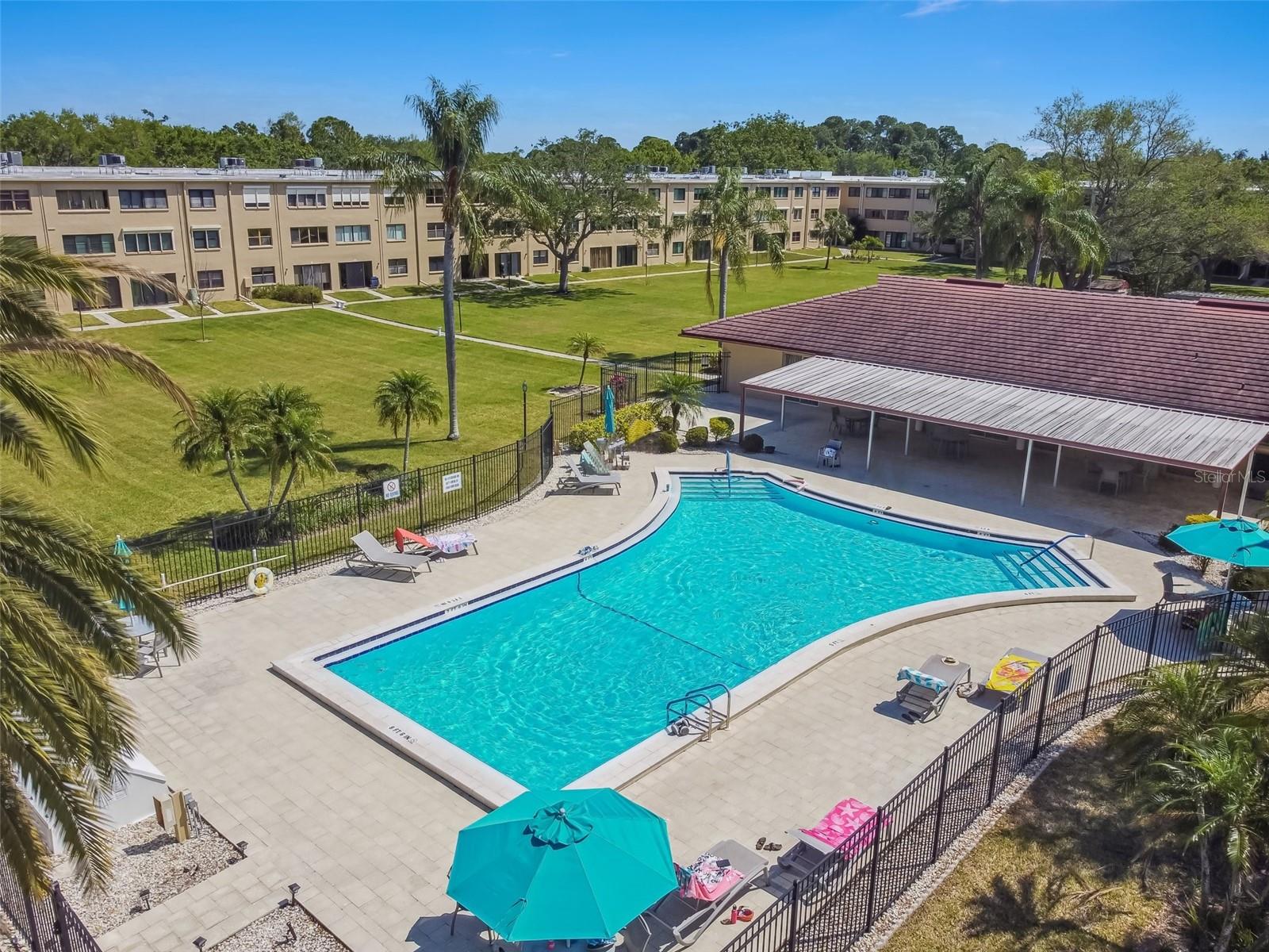 5095 BAY ST NE #114 — photo 33