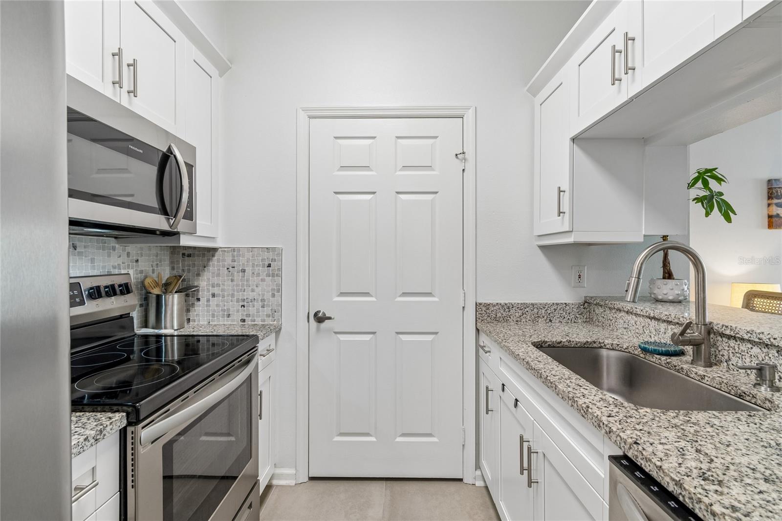 800 S DAKOTA AVE #237 — photo 6