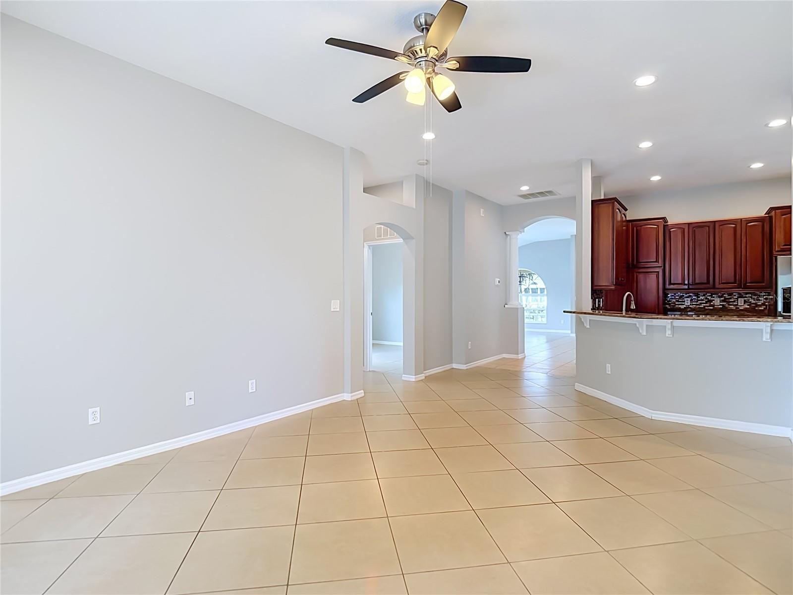 805 LESA GLEN PL — photo 26