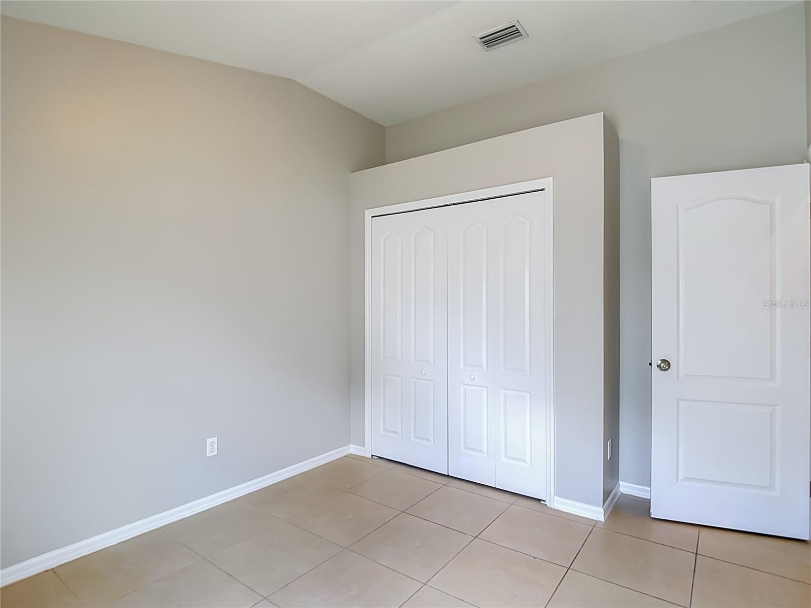 805 LESA GLEN PL — photo 30