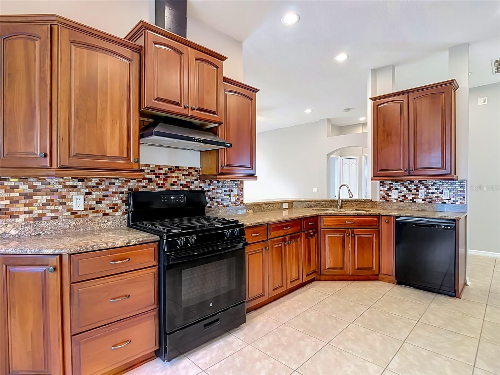 805 LESA GLEN PL — photo 19