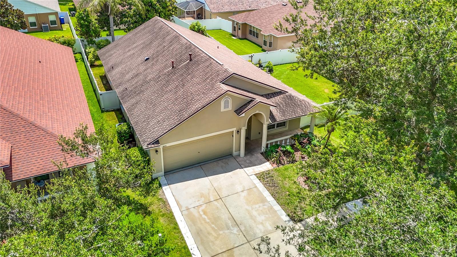 805 LESA GLEN PL — photo 3