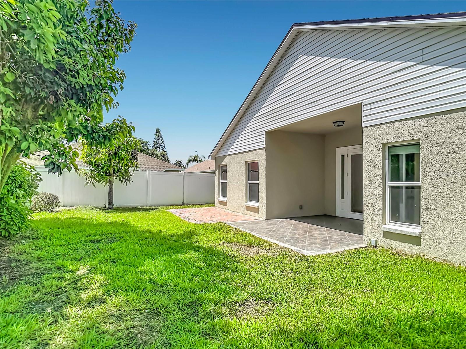 805 LESA GLEN PL — photo 61