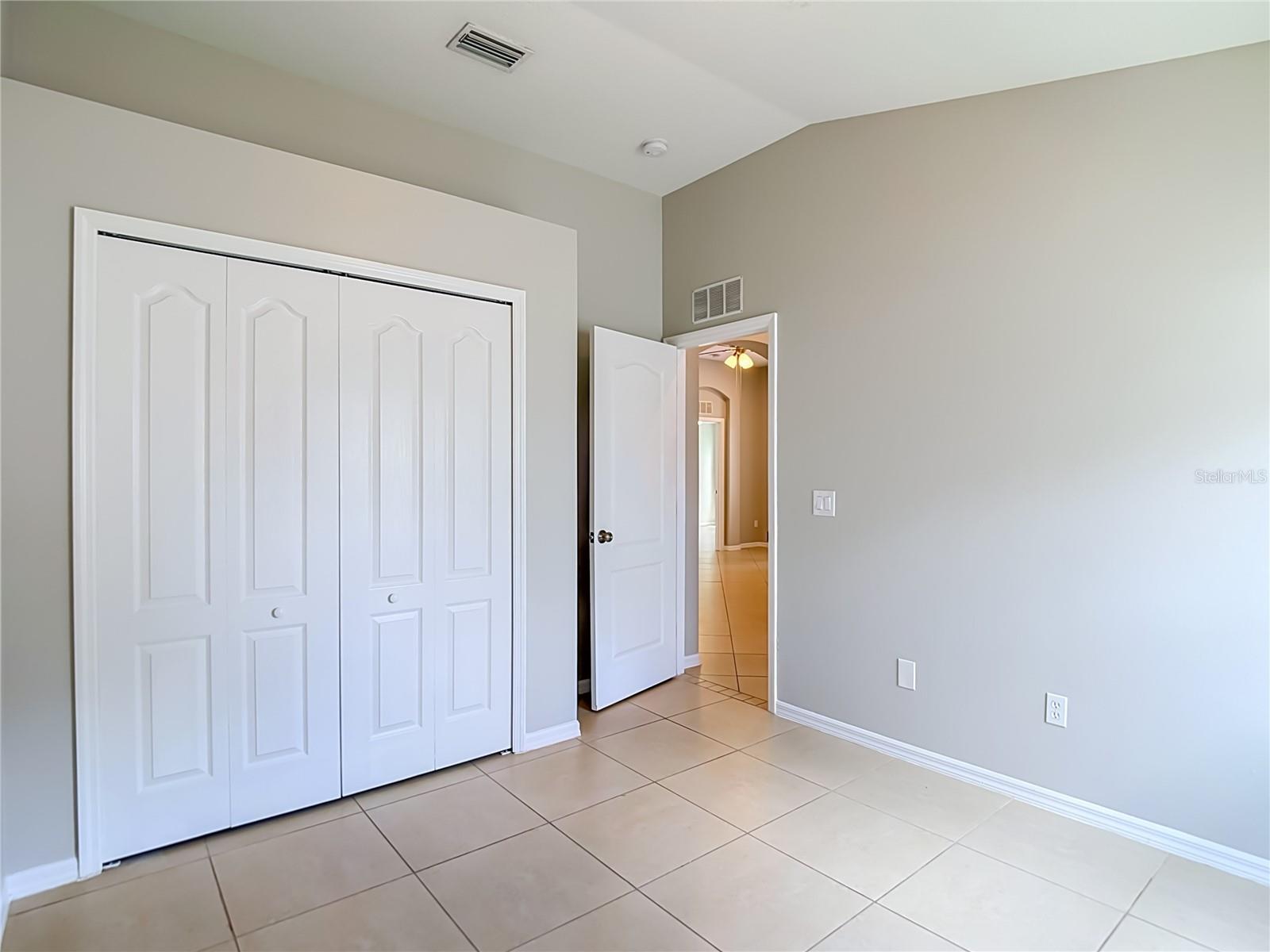 805 LESA GLEN PL — photo 29