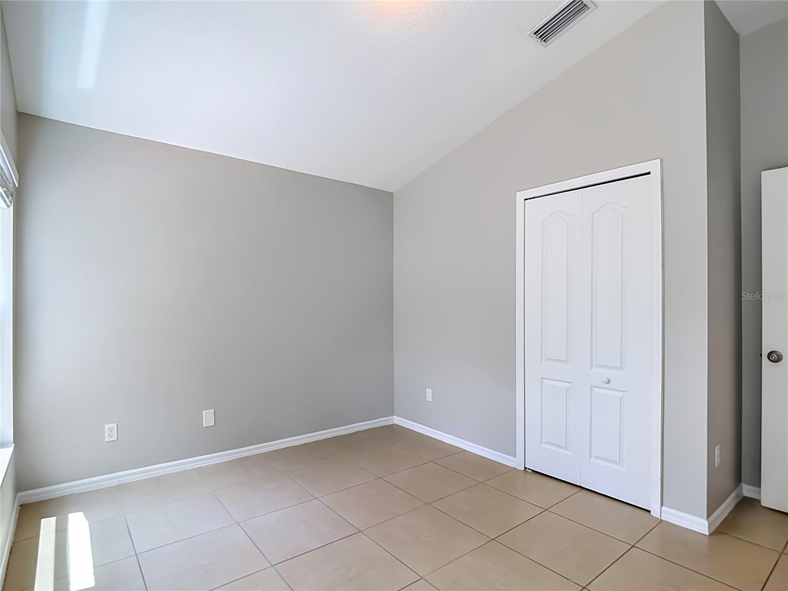 805 LESA GLEN PL — photo 40