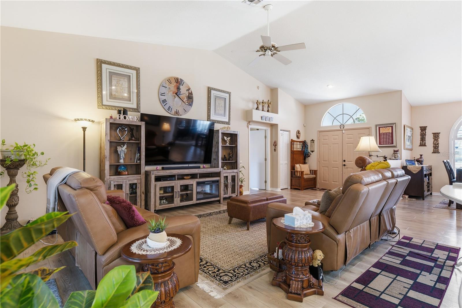 14247 TEASDALE AVE — photo 4