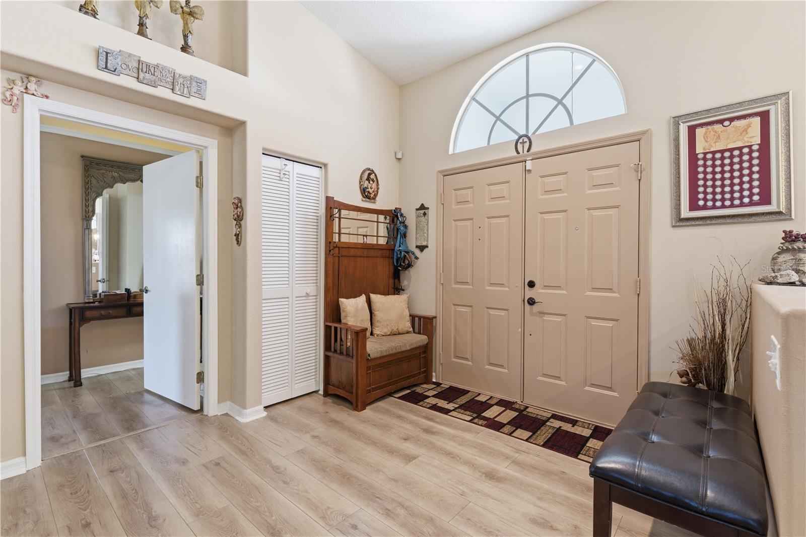 14247 TEASDALE AVE — photo 2