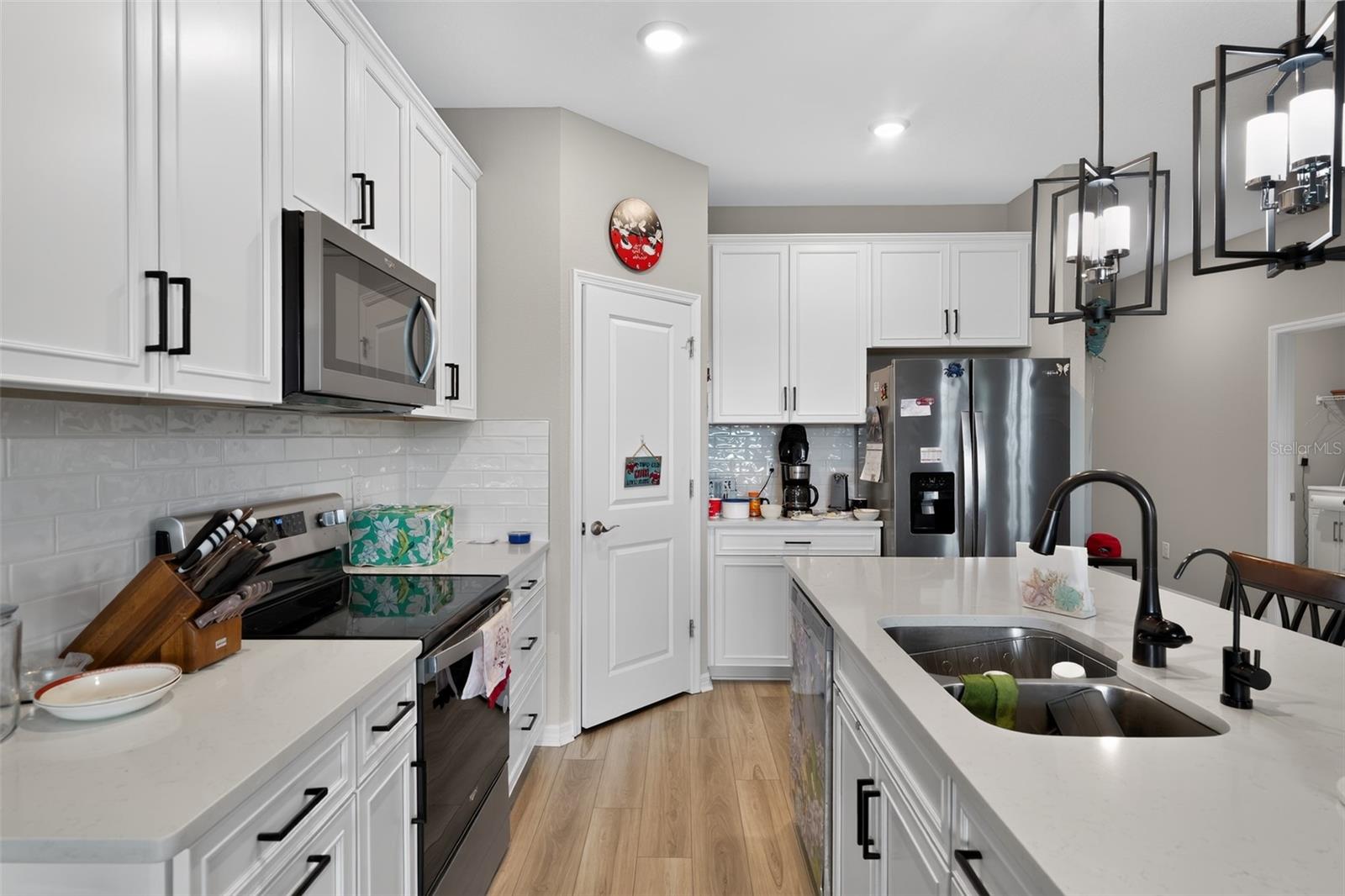 184 DAYLILY BLVD — photo 12