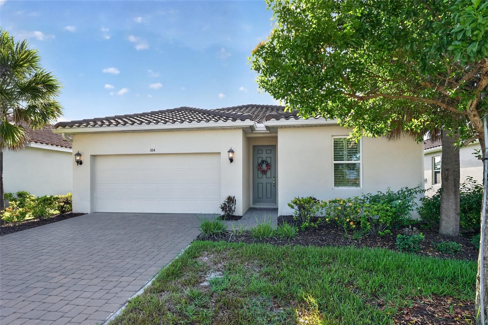 184 DAYLILY BLVD — photo 4