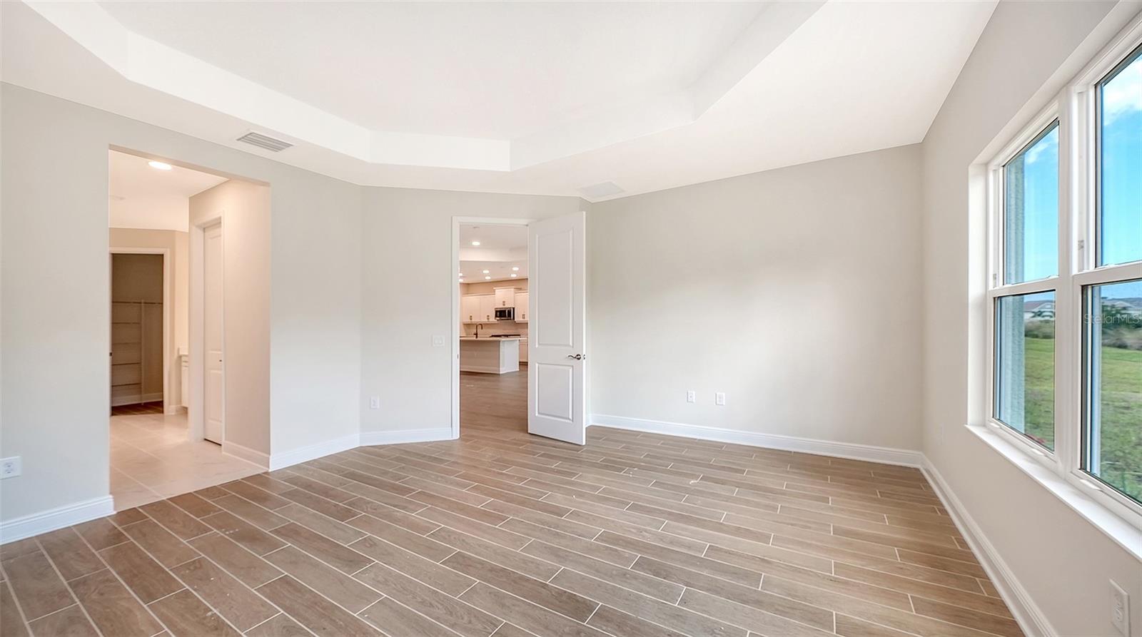 9940 CRYSTAL ISLES CIR — photo 22