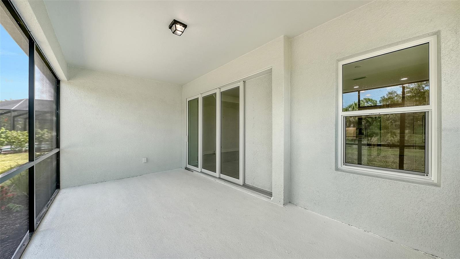 9940 CRYSTAL ISLES CIR — photo 42