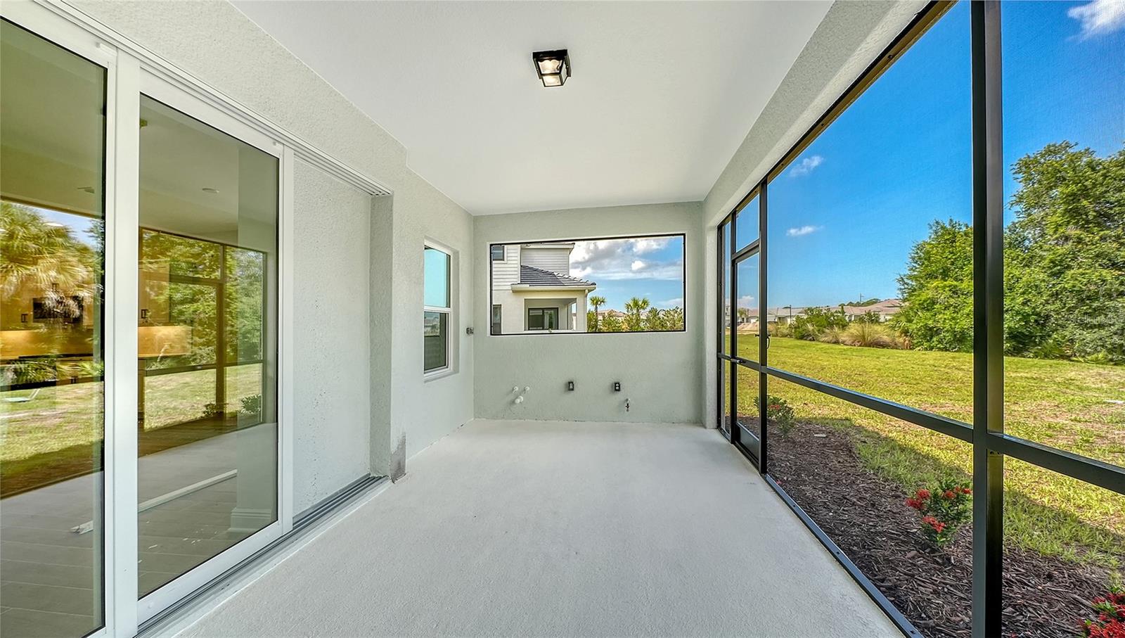 9940 CRYSTAL ISLES CIR — photo 40
