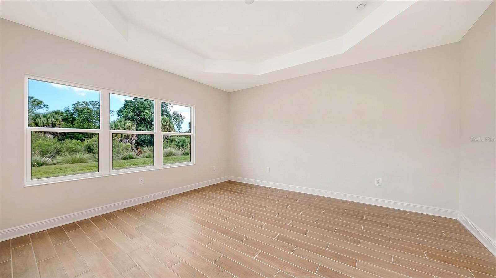 9940 CRYSTAL ISLES CIR — photo 20
