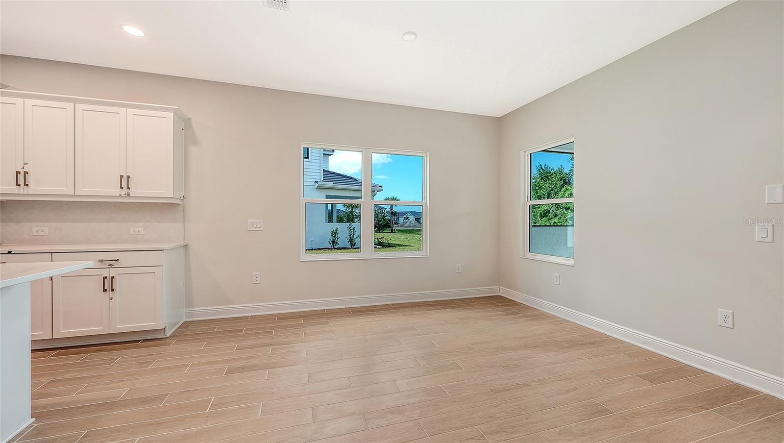 9940 CRYSTAL ISLES CIR — photo 16
