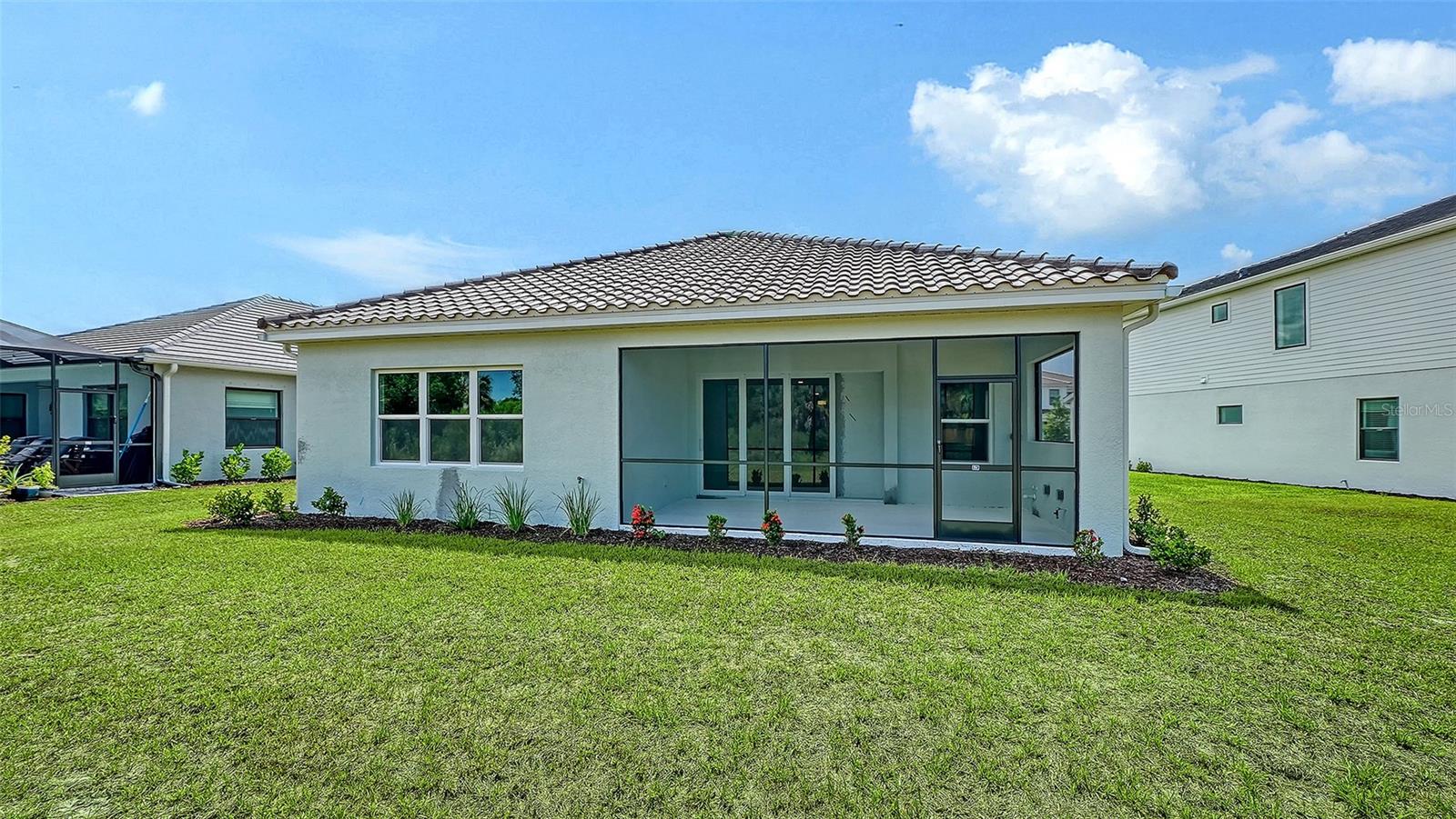 9940 CRYSTAL ISLES CIR — photo 45