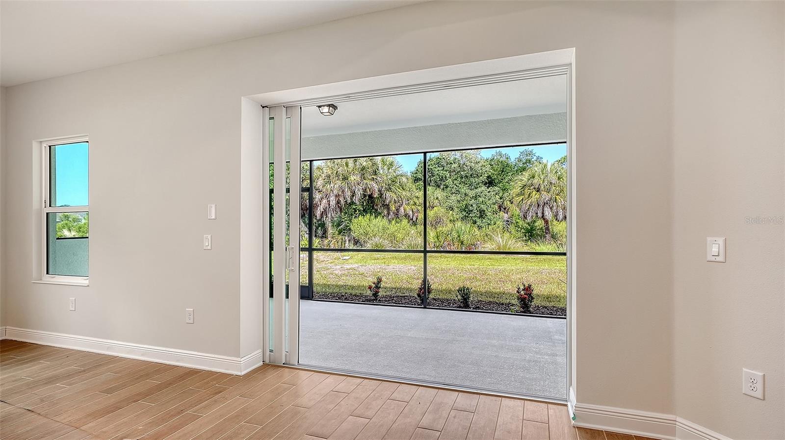 9940 CRYSTAL ISLES CIR — photo 3