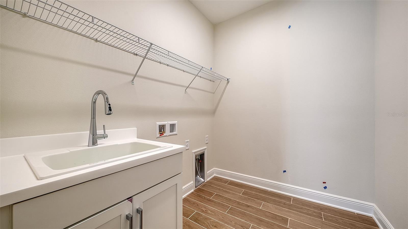 9940 CRYSTAL ISLES CIR — photo 39