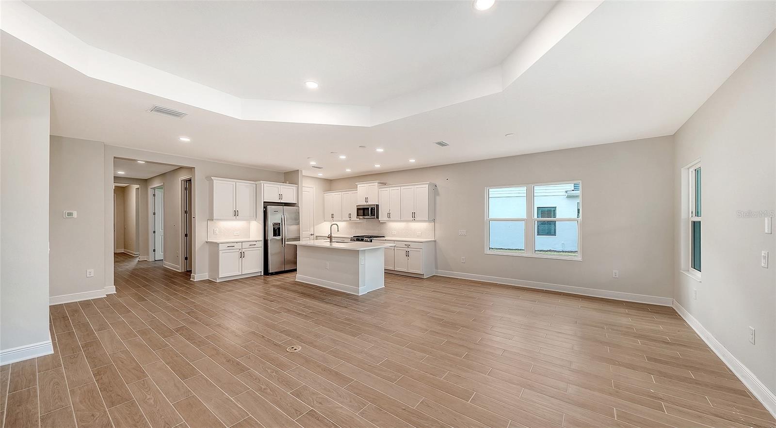 9940 CRYSTAL ISLES CIR — photo 8