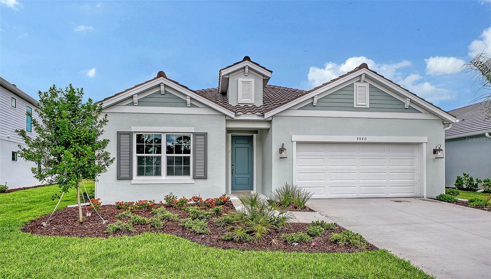 9940 CRYSTAL ISLES CIR — photo 2
