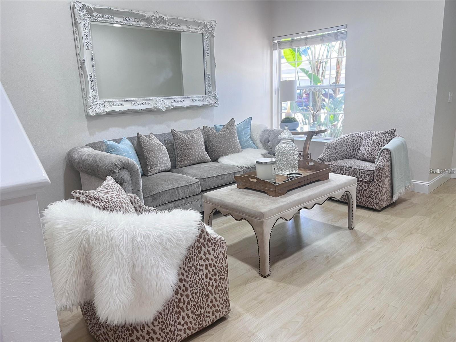 7658 PLANTATION CIR — photo 3