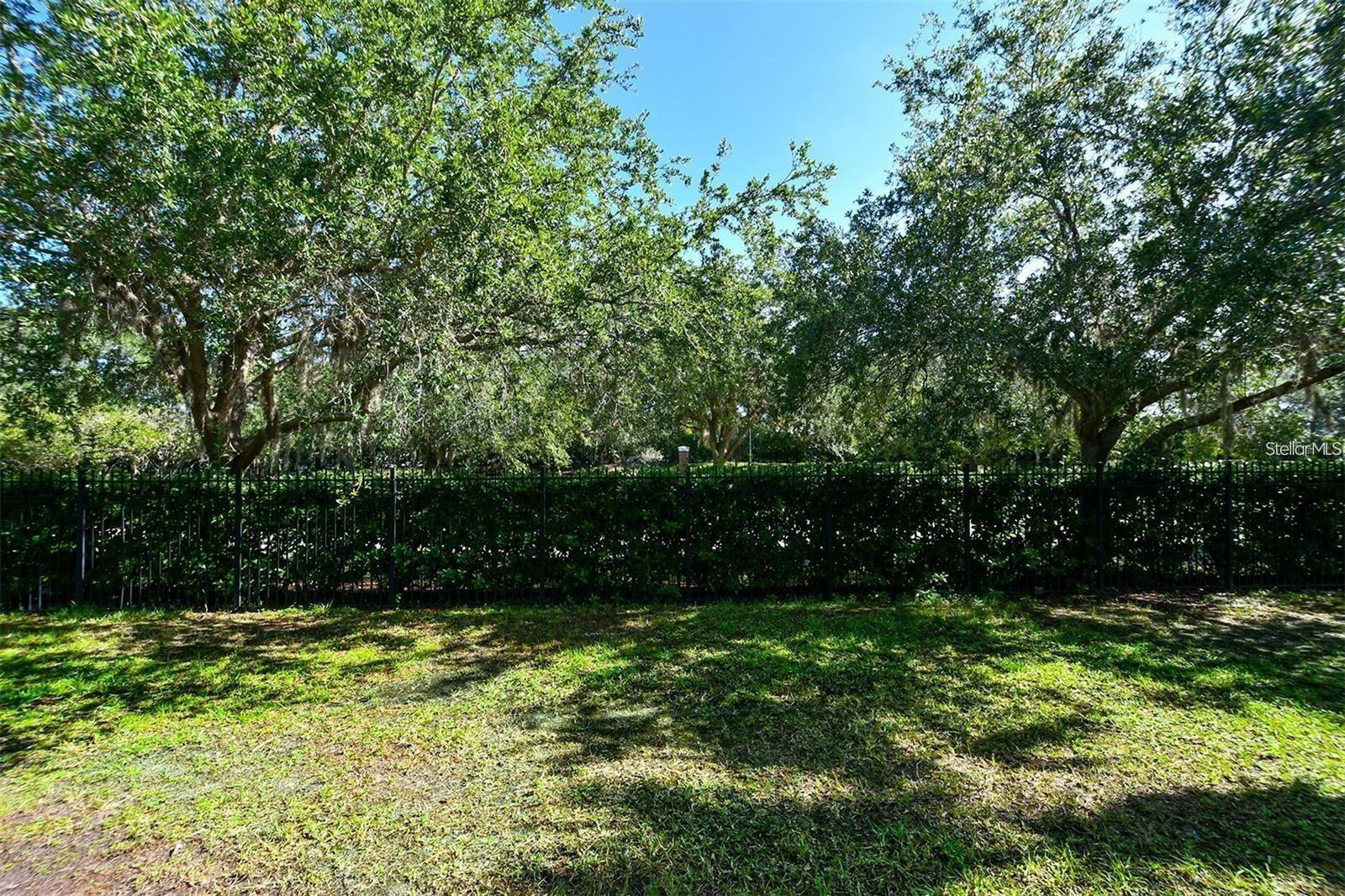 7658 PLANTATION CIR — photo 11