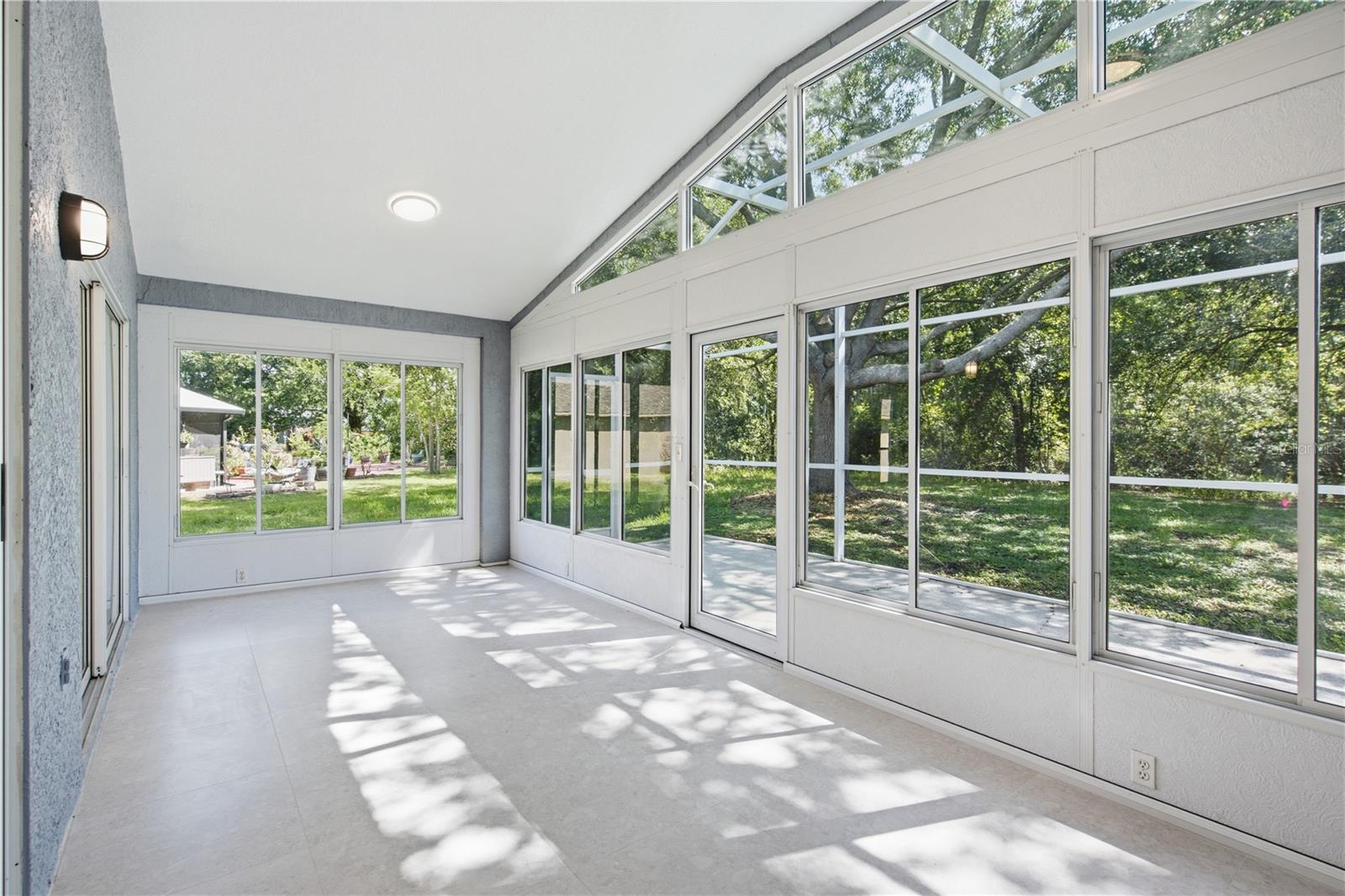 6003 CHELLAS CT — photo 32