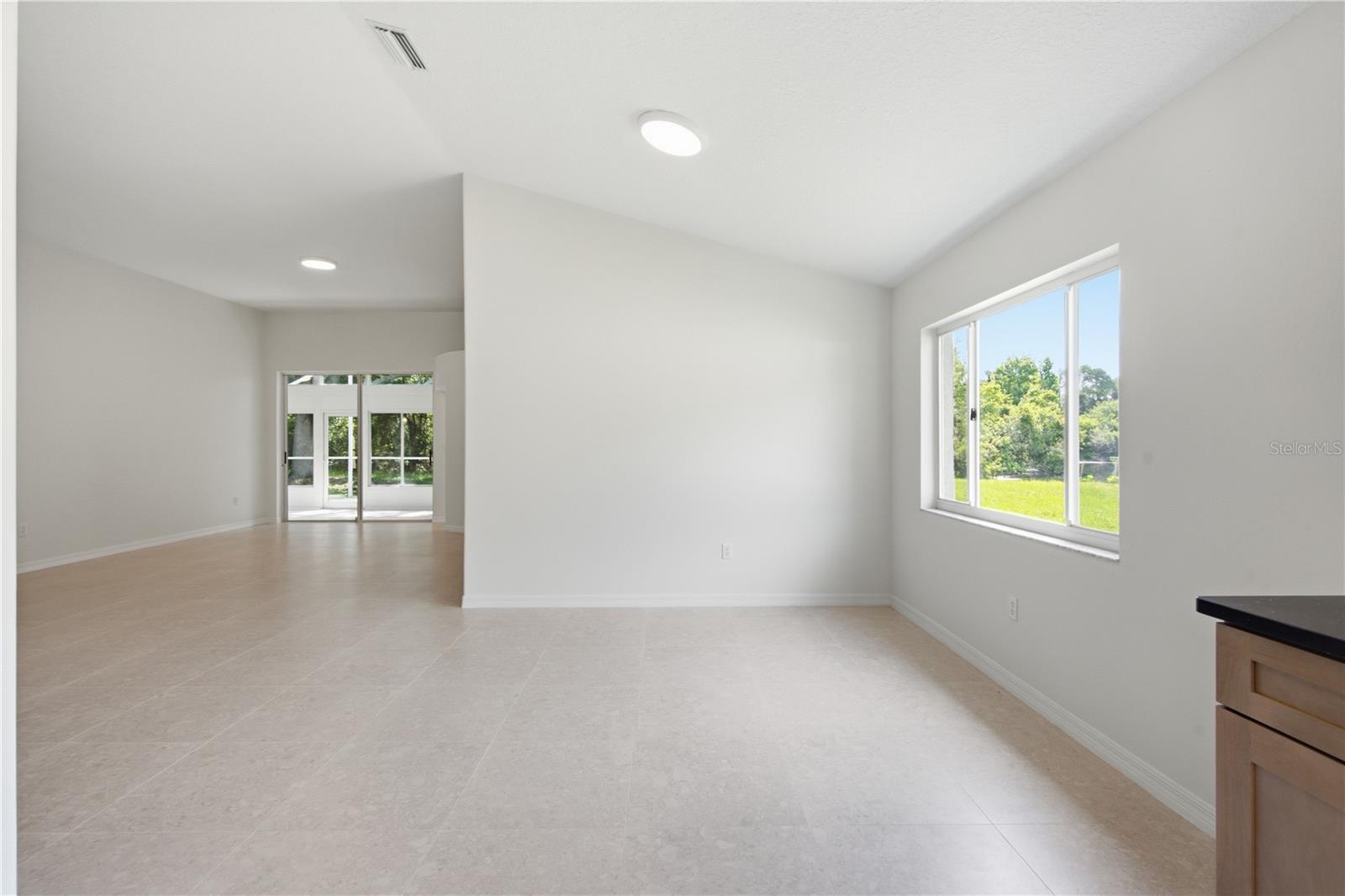 6003 CHELLAS CT — photo 14