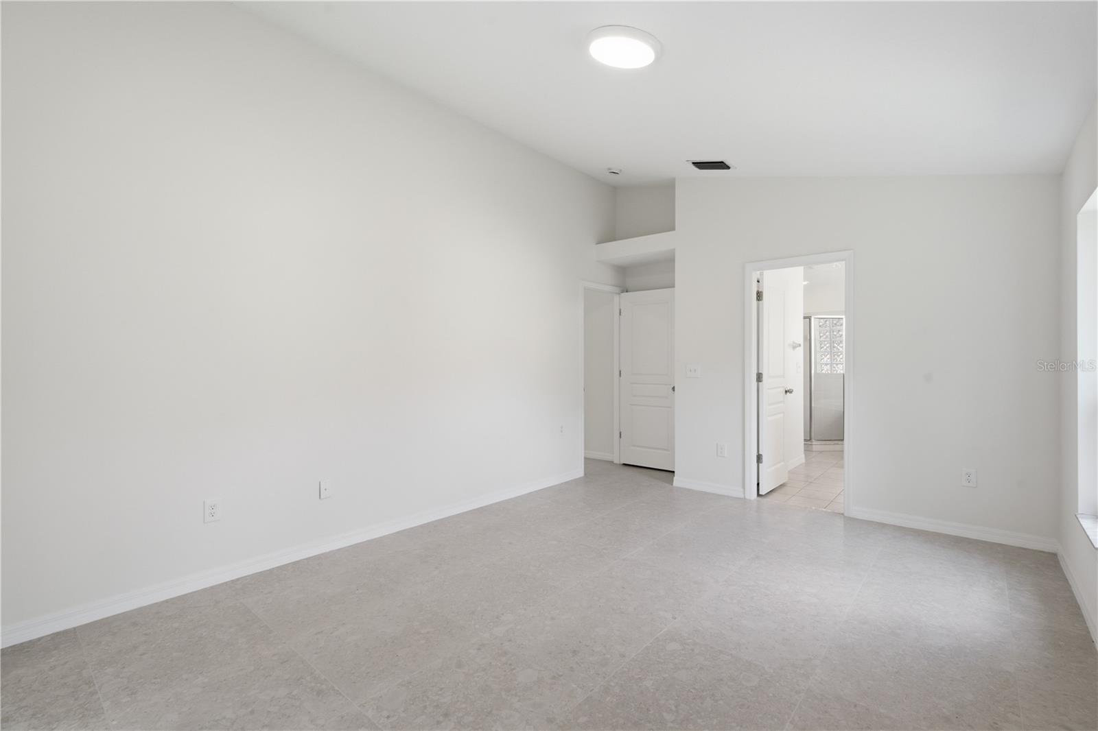 6003 CHELLAS CT — photo 22