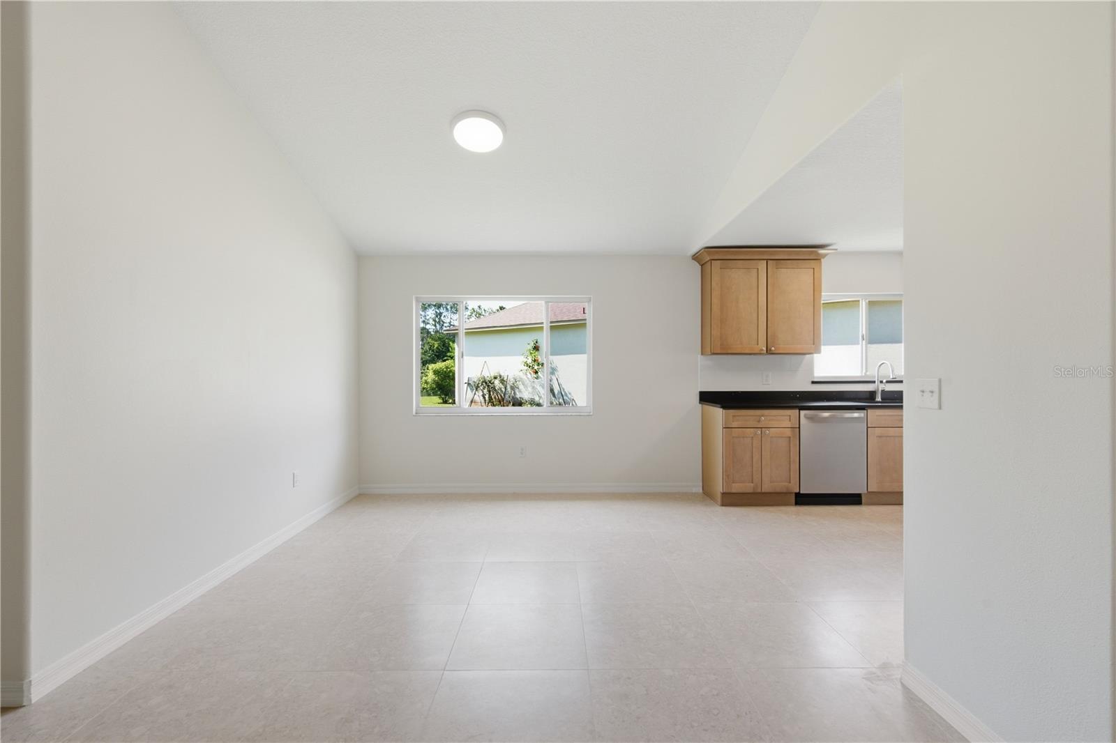 6003 CHELLAS CT — photo 7