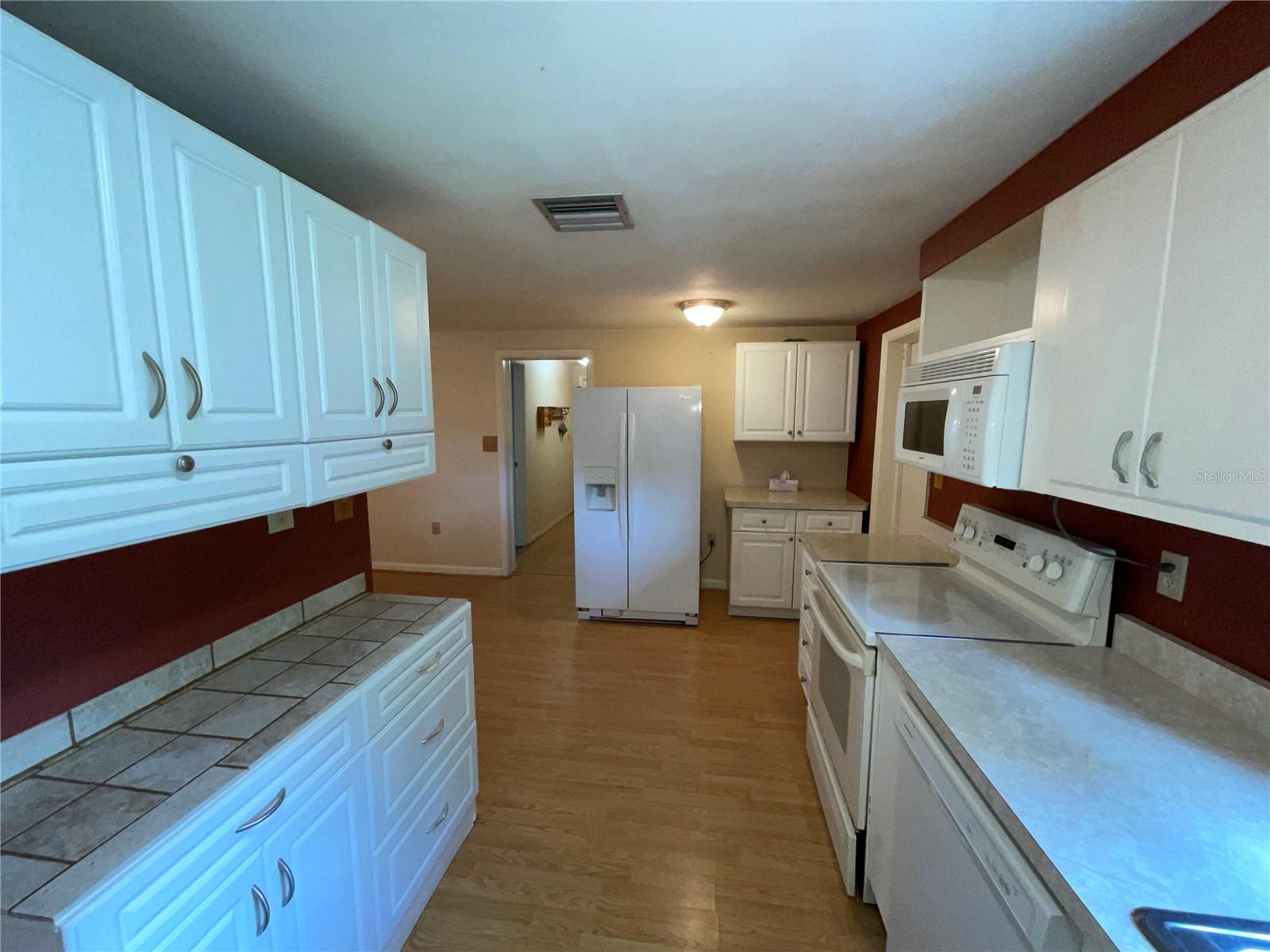 37820 CRYSTAL WAY — photo 36