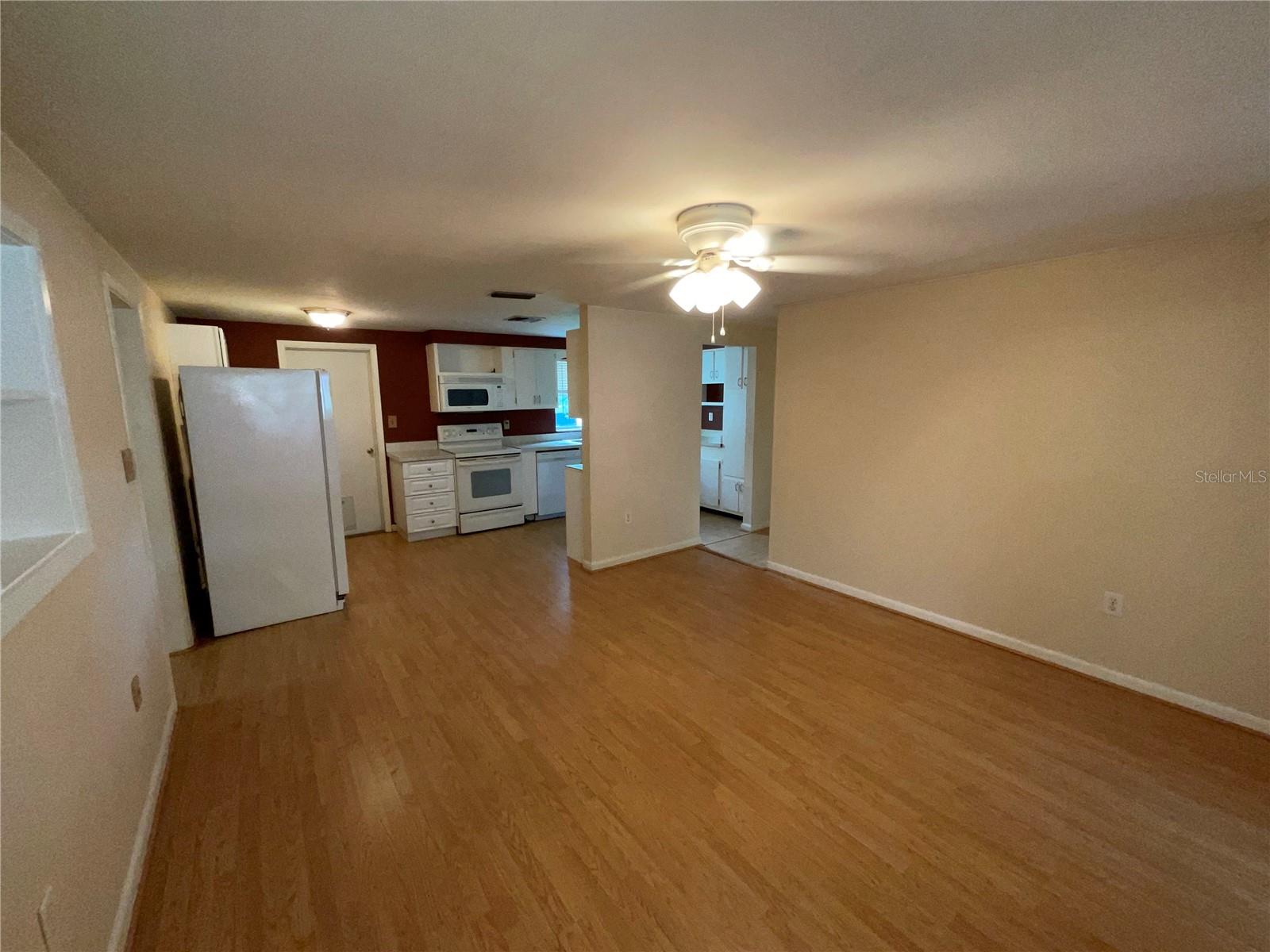 37820 CRYSTAL WAY — photo 38