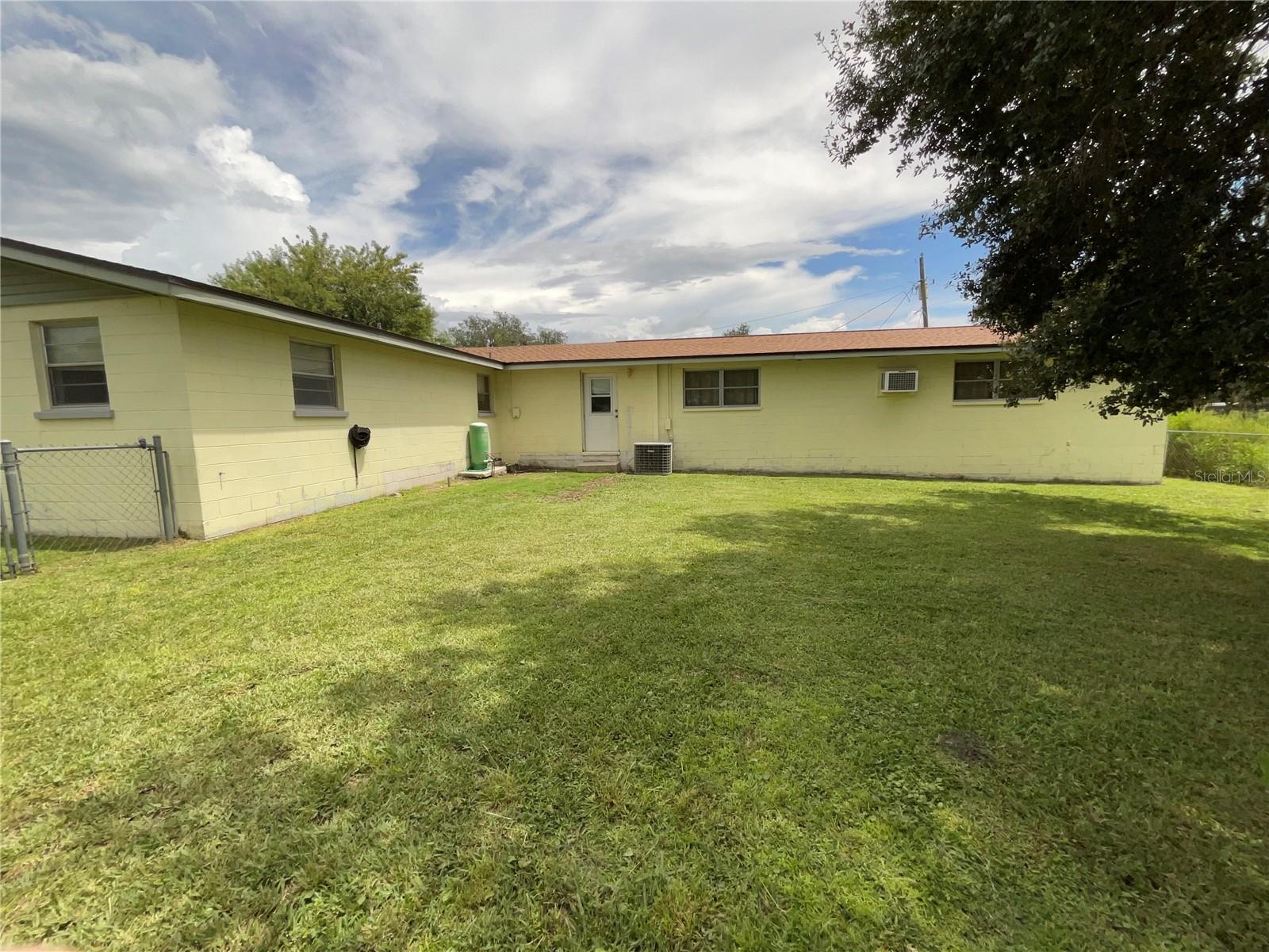 37820 CRYSTAL WAY — photo 45