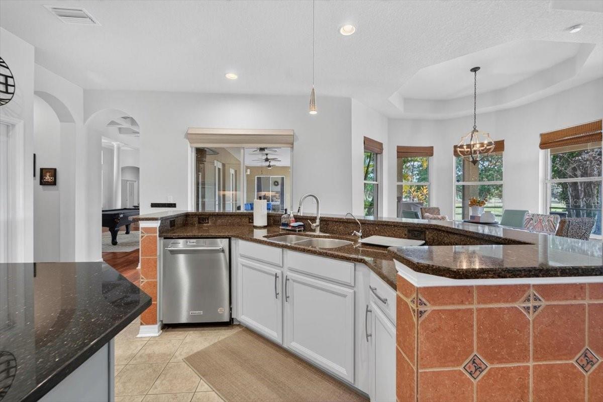 5325 LAKE SIENA DR — photo 18