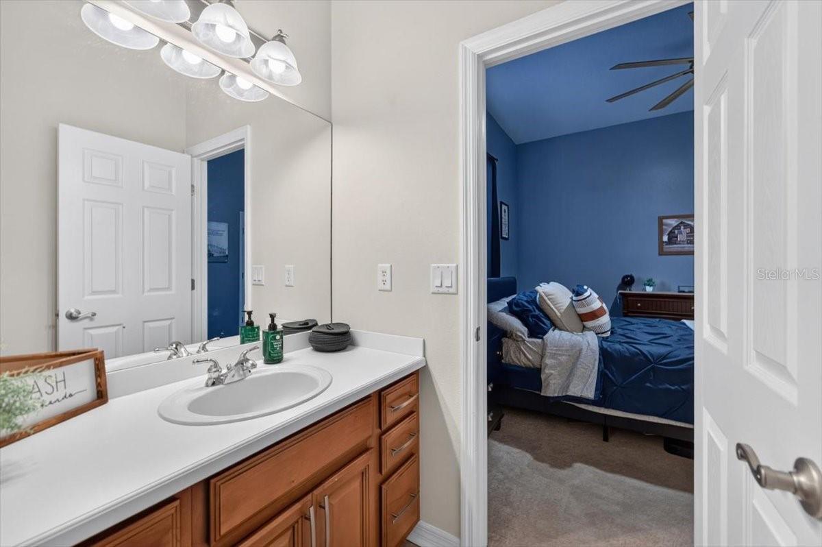 5325 LAKE SIENA DR — photo 37