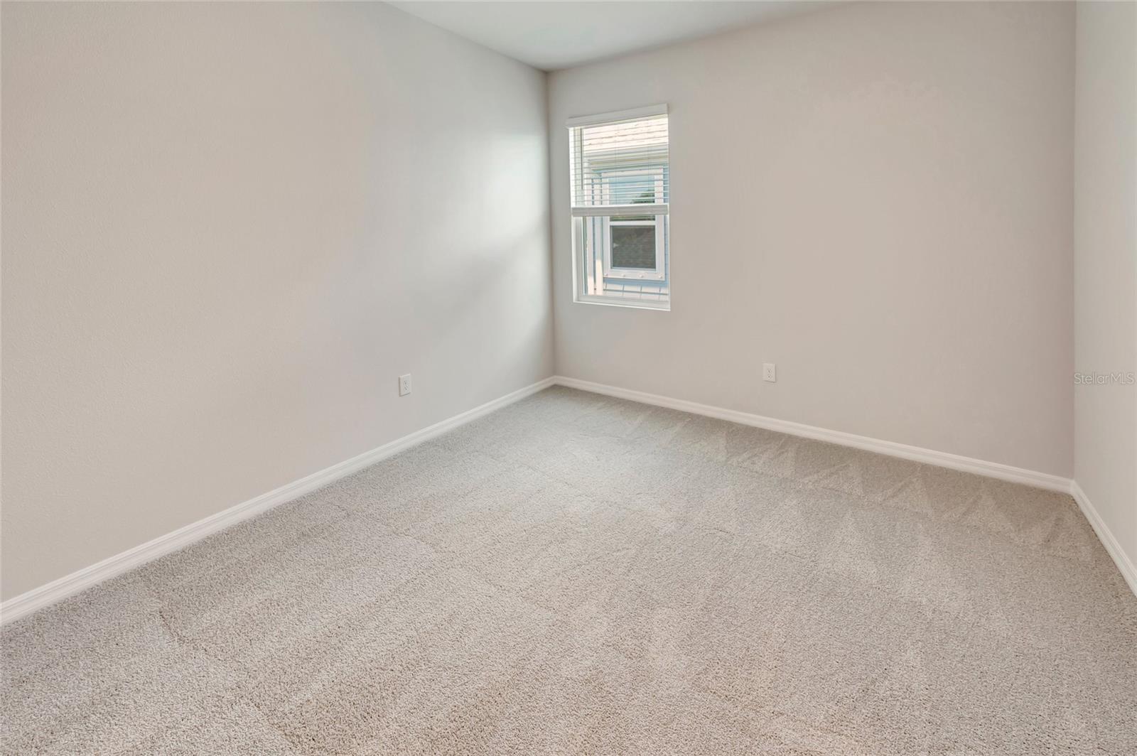 630 KINGSWOOD CT — photo 23