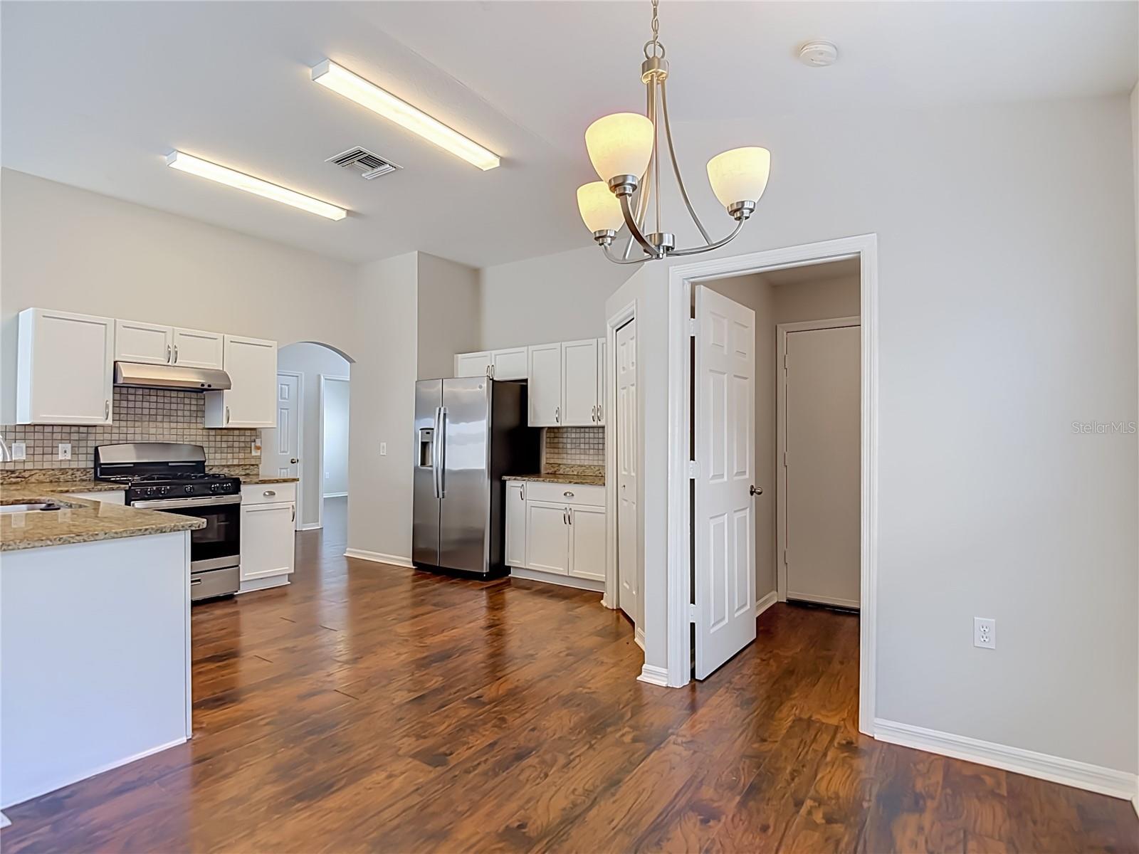 1732 HULETT DR — photo 18