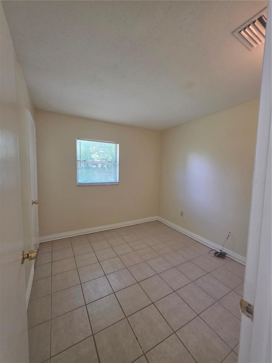 7334 PONDEROSA DR — photo 9