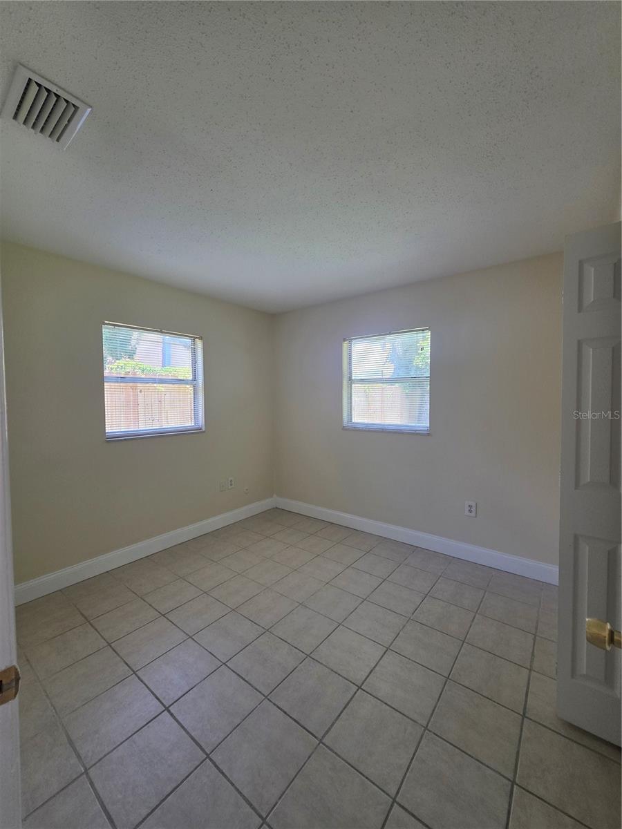 7334 PONDEROSA DR — photo 11