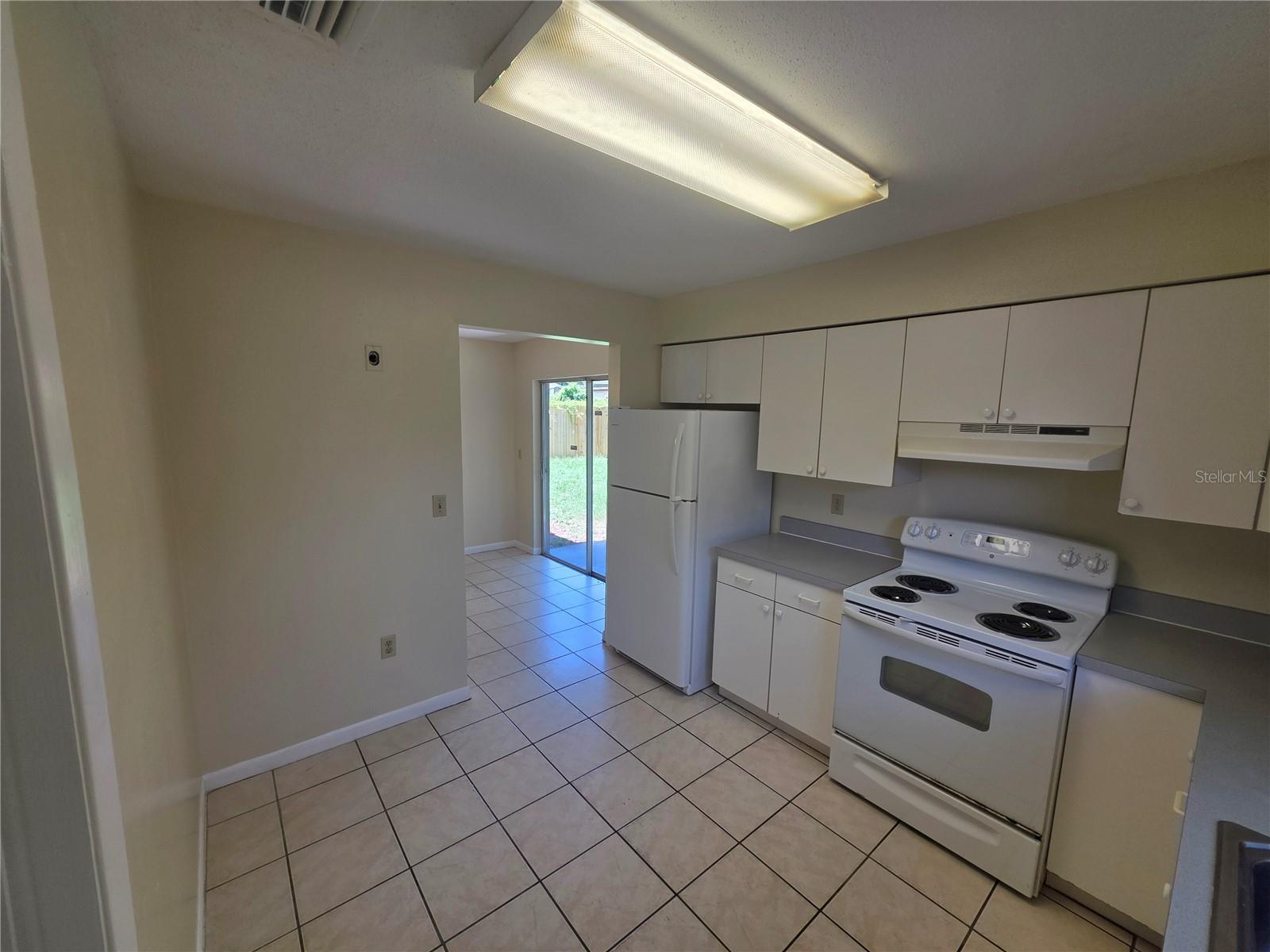 7334 PONDEROSA DR — photo 4