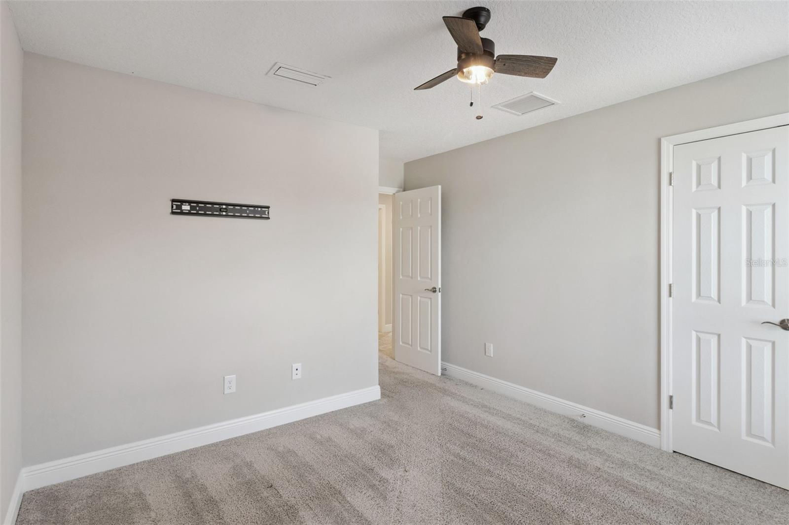14825 PADDOCK POND AVE — photo 39
