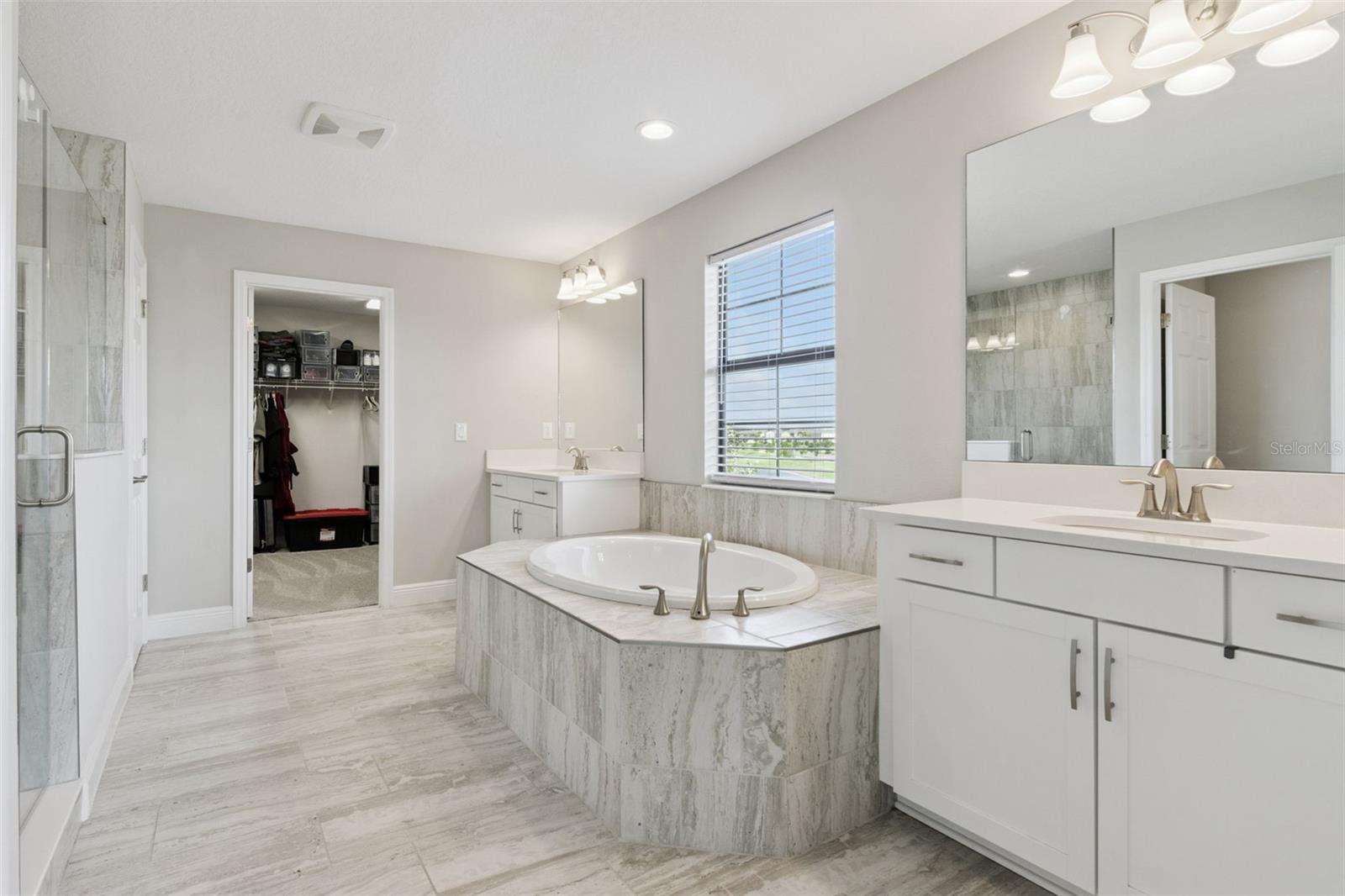 14825 PADDOCK POND AVE — photo 36