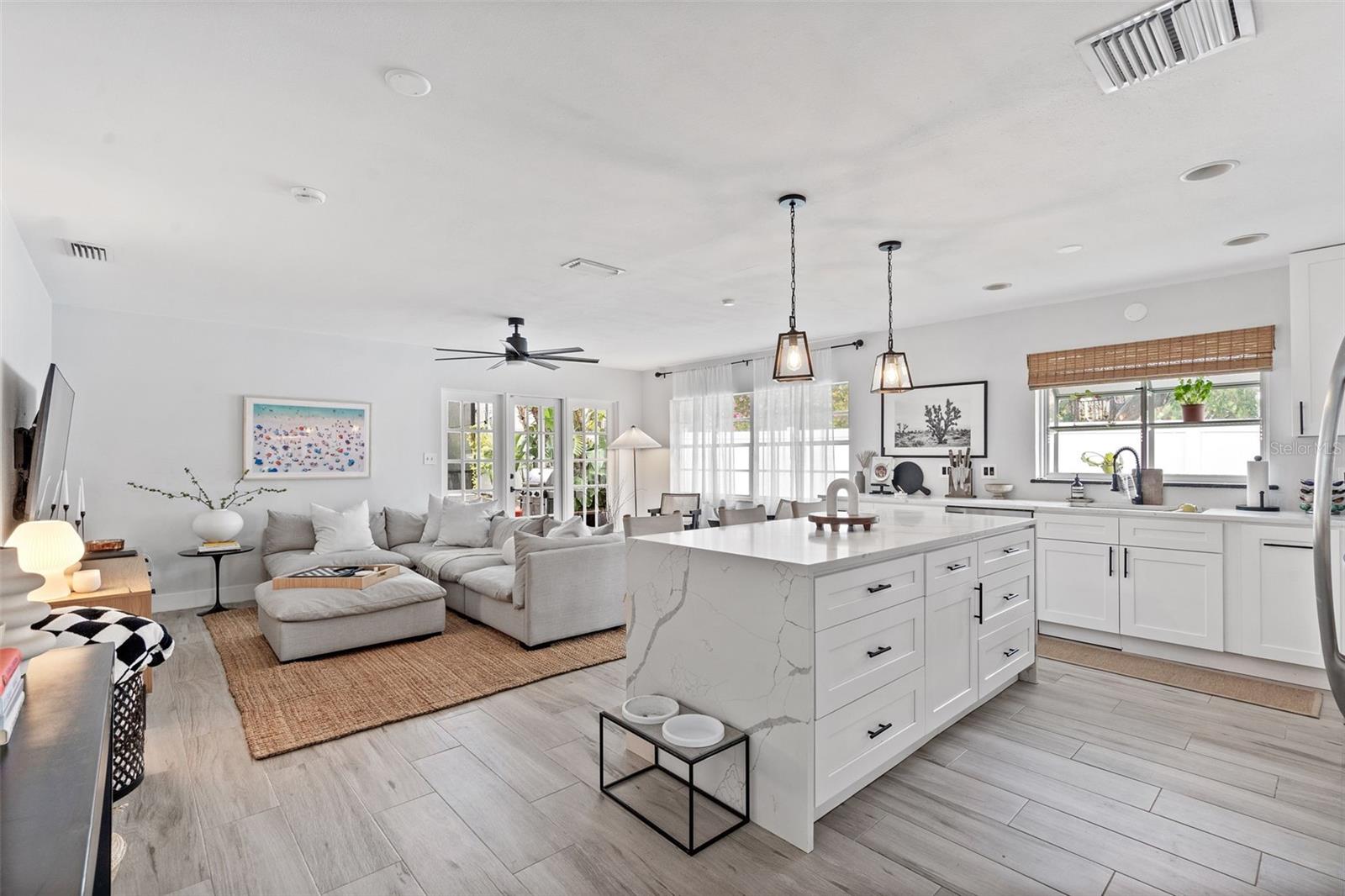 3601 W DALE AVE — photo 5