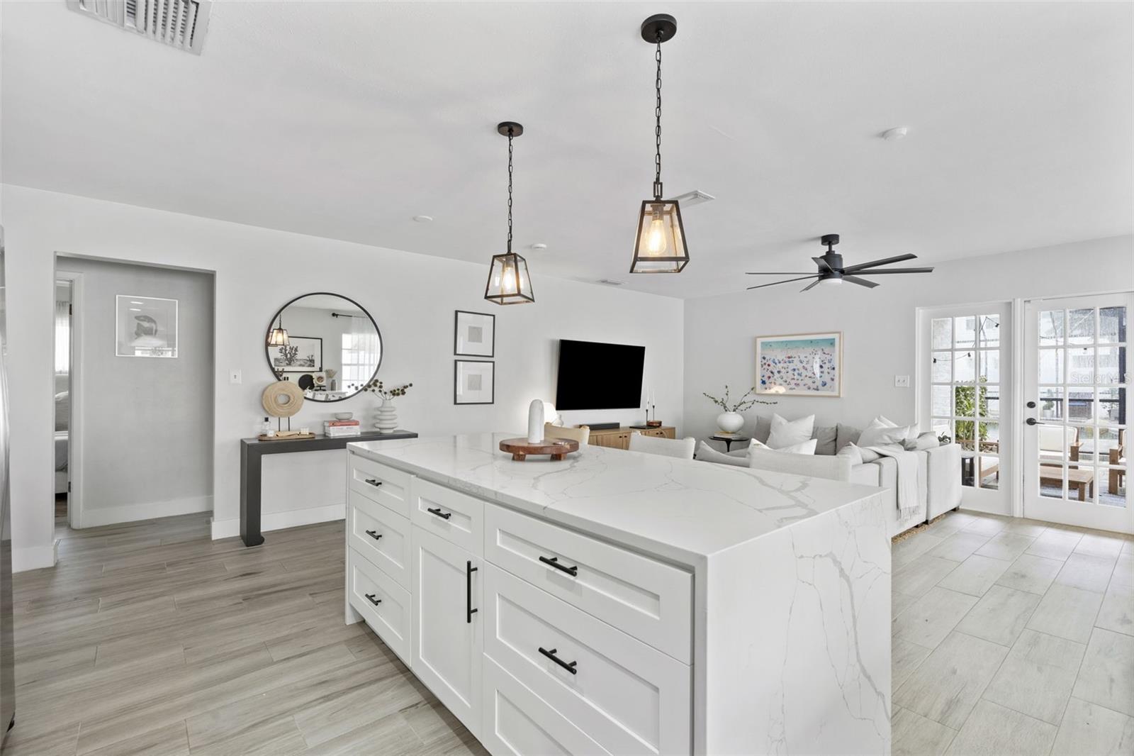 3601 W DALE AVE — photo 8