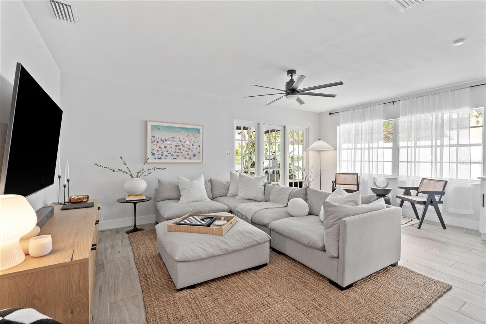 3601 W DALE AVE — photo 10