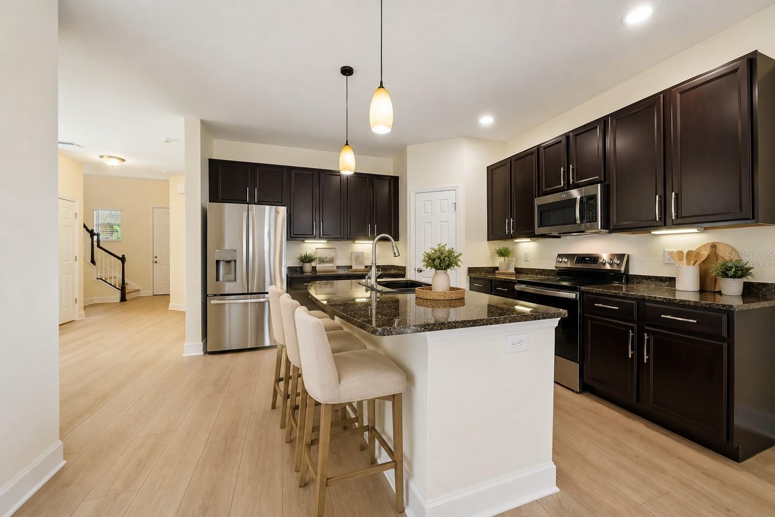 8418 NANDINA DR — photo 2
