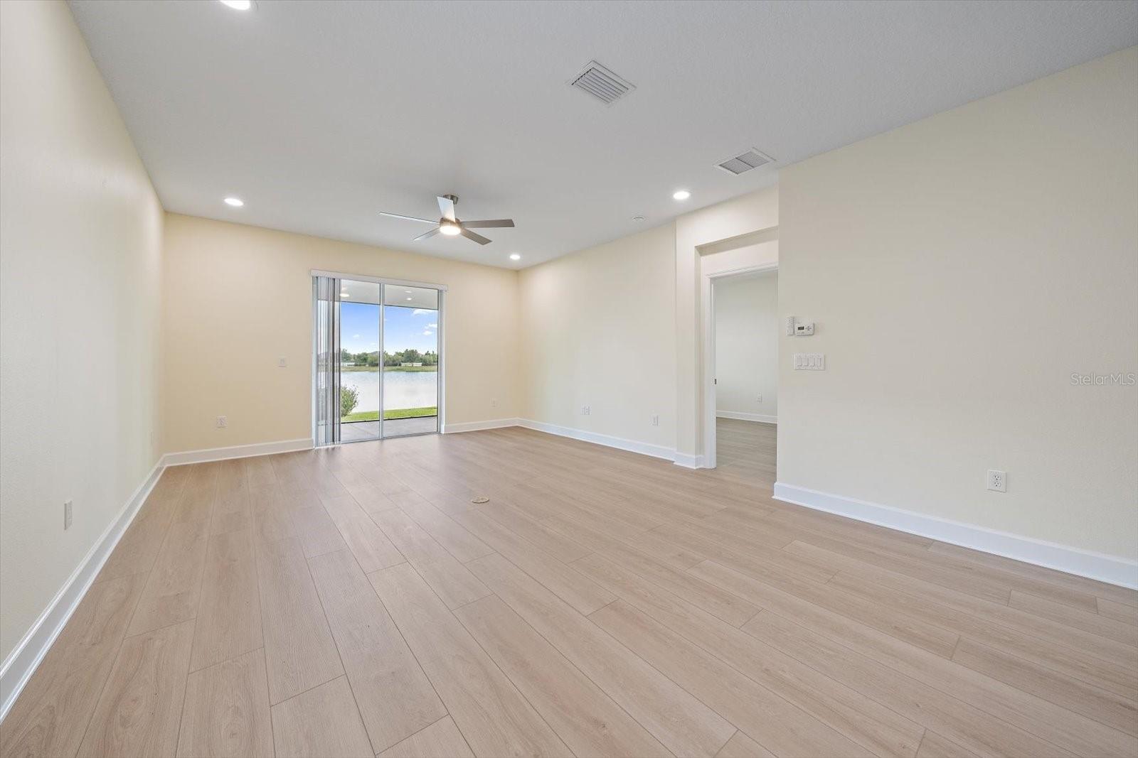 8418 NANDINA DR — photo 22