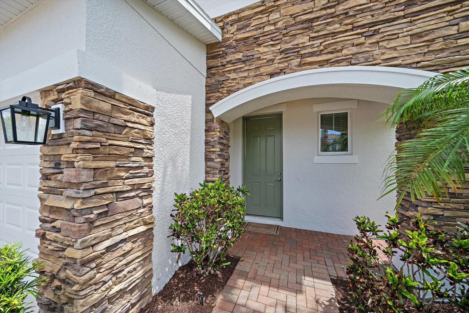 8418 NANDINA DR — photo 47