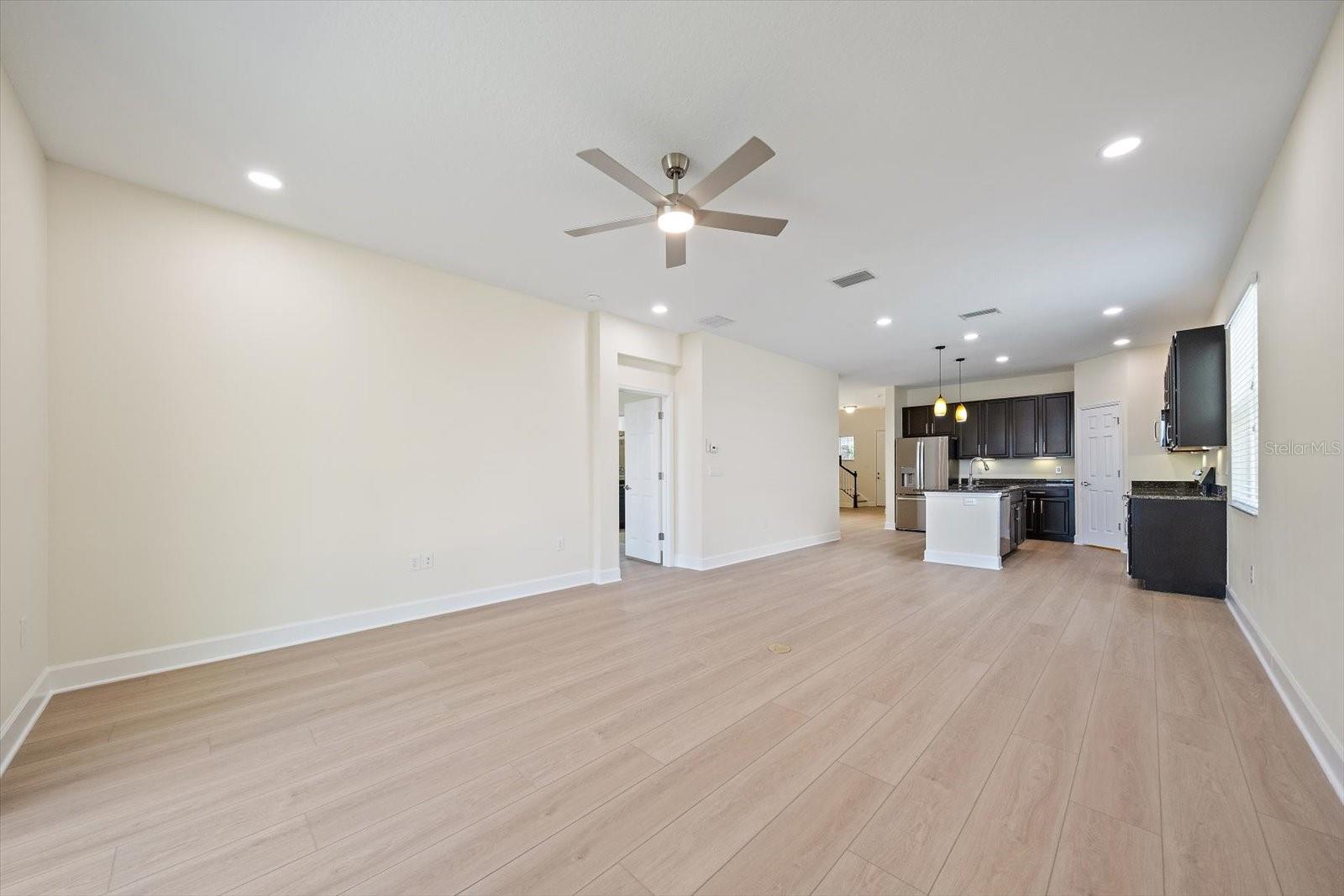 8418 NANDINA DR — photo 23